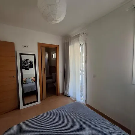 Apartment Casita A 200 Metros De La Playa Con Acceso A Todo Malaga