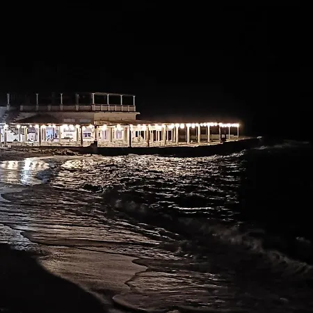 Casita A 200 Metros De La Playa Con Acceso A Todo Málaga